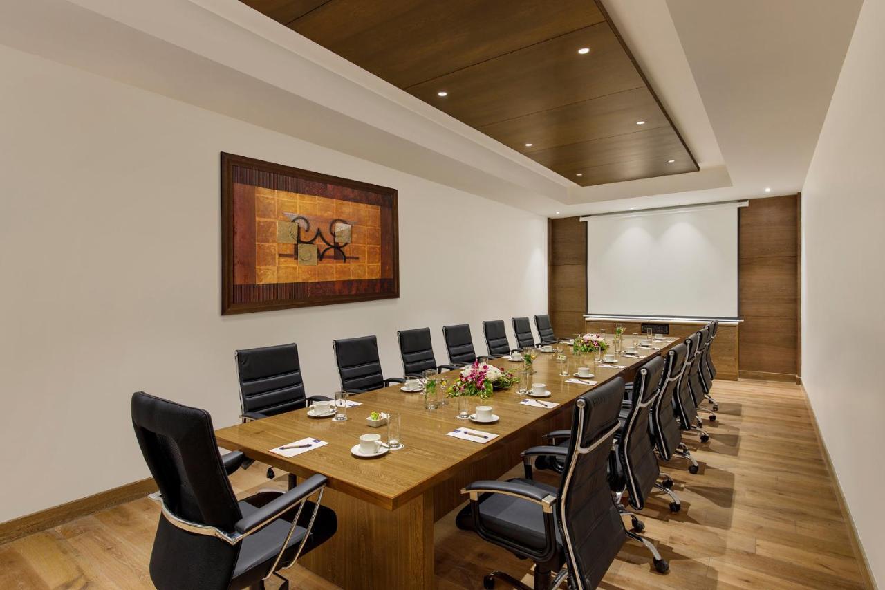 Viraj Sarovar Portico ジャンムー エクステリア 写真